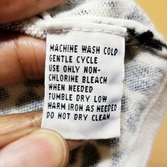 Yarnworks | Women's Vintage Animal Print Short Sleeve Sweater (Size XL) - Picture 4 of 9